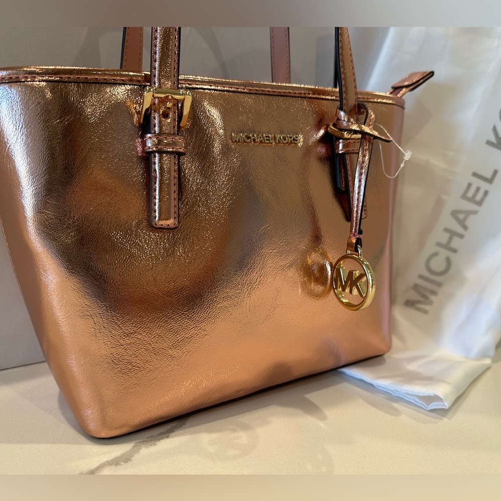 !!! SOLD!!!NWT MICHAEL KORS JET SET TOTE/crossbody & DUSTY - Picture 10 of 11
